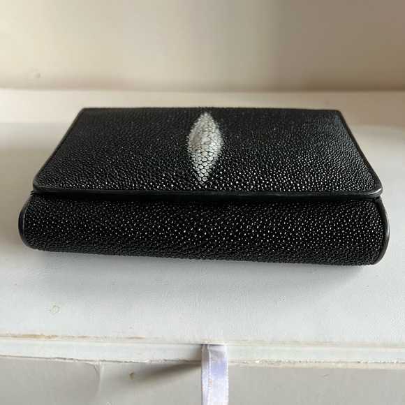 Mens/women’s authentic black white stingray wallet billfold bag new - Picture 5 of 11
